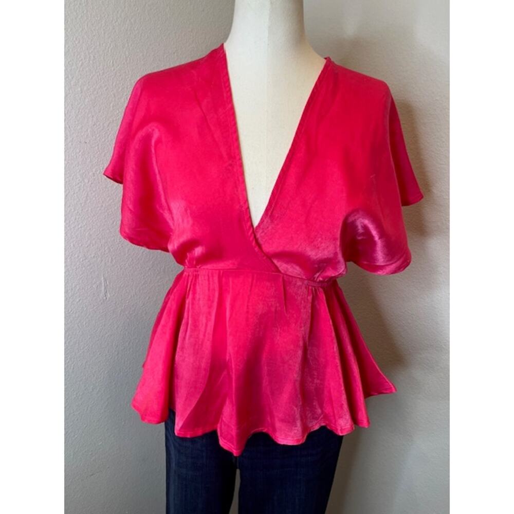 Silk Pink Top Date Night Girls Nights Size Small